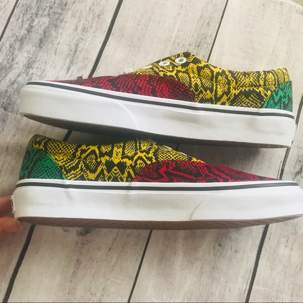 New 💕 Vans Python Era Shoe - Picture 4 of 4